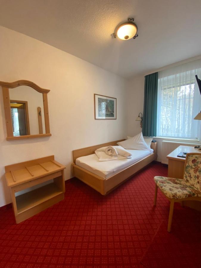 Muldenschlosschen Hotel Lunzenau Zewnętrze zdjęcie